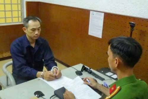 Khởi tố người đánh tới tấp cô gái sau va chạm giao thông ở TP HCM