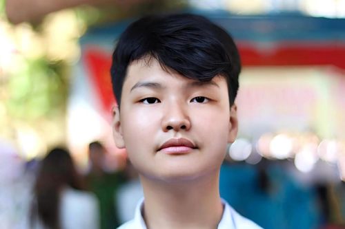 Tự học, nam sinh Tuyên Quang đạt 8.5 IELTS, có điểm SAT lọt top 1% thế giới