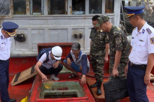 Liên tiếp bắt giữ tàu chở dầu DO không rõ nguồn gốc