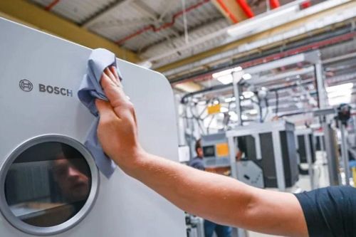 Thêm một nhà sản xuất hàng đầu của Đức cắt giảm hàng nghìn việc làm