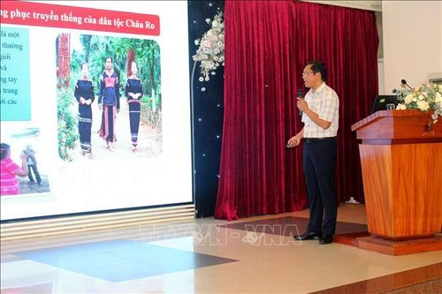 Đề xuất giải pháp phát huy giá trị trang phục truyền thống các dân tộc thiểu số