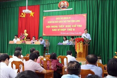 Cử tri kiến nghị đảm bảo an sinh xã hội, khắc phục bất cập phân luồng học sinh