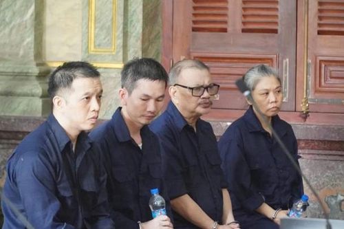 Tuyên án 8 bị cáo trong vụ biến tài sản công thành tài sản tư