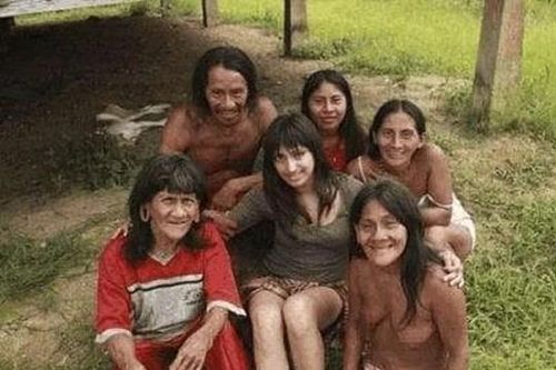 Bộ lạc duy nhất không có đàn ông, phụ nữ sinh sản theo cách này, bỏ con trai và chỉ để lại con gái
