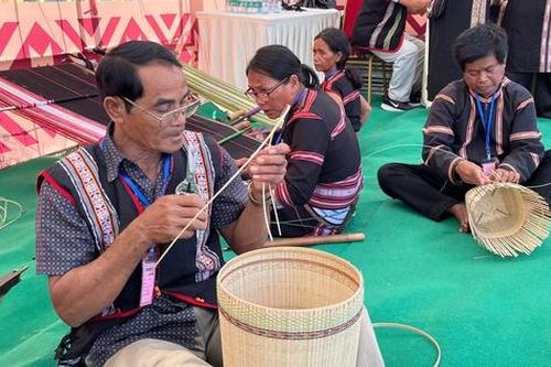 Gia Lai: Nhiều sản phẩm du lịch độc đáo từ sắc màu văn hóa