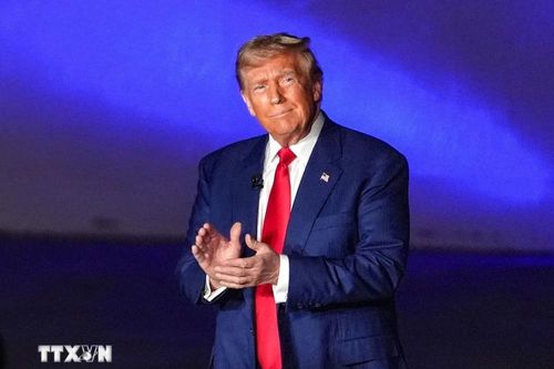 Ông Donald Trump lần thứ 2 được vinh danh là Nhân vật của năm