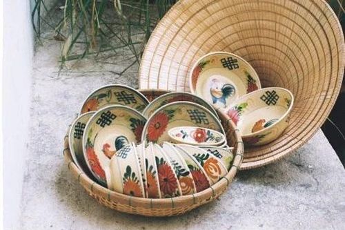 Người trẻ 'thổi hồn' vào gốm Lái Thiêu