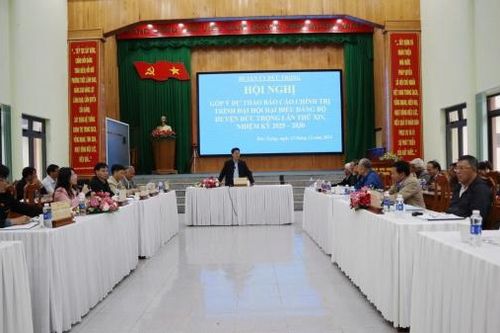 Đức Trọng: Góp ý dự thảo Báo cáo chính trị trình Đại hội đại biểu Đảng bộ huyện lần thứ XIV