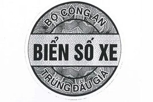 Biển số xe trúng đấu giá được gắn tem nhận diện riêng