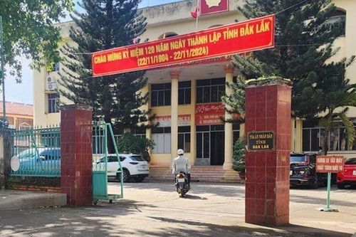 Vì sao 2 cán bộ TAND tỉnh Đắk Lắk bị bắt?