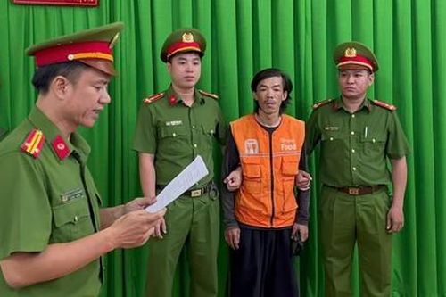 TPHCM: Bắt khẩn cấp 3 'nhân vật chính' trong clip ẩu đả gây xôn xao trên mạng
