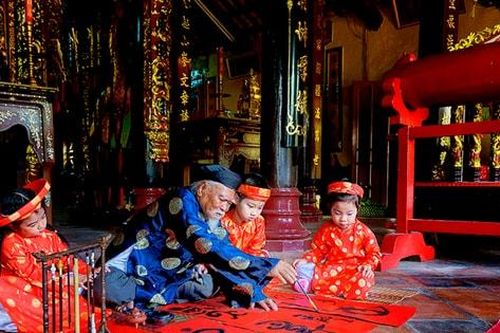 Xây dựng tiêu chí người Hà Nội phù hợp với 'Kỷ nguyên vươn mình của dân tộc'