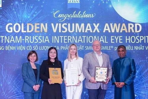 Mắt Việt - Nga được vinh danh phẫu thuật khúc xạ Smile và Smile Pro nhiều nhất Việt Nam