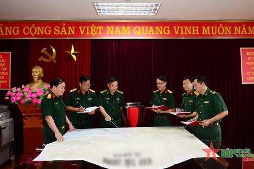 Đề xuất 3 hạng chức danh sĩ quan chuyên môn - kỹ thuật - nghiệp vụ Quân đội