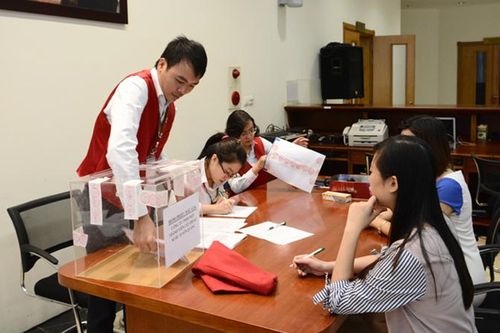 Nhà xuất bản Giáo dục Việt Nam thoái vốn lô cổ phần tại Sách-Thiết bị Bến Tre