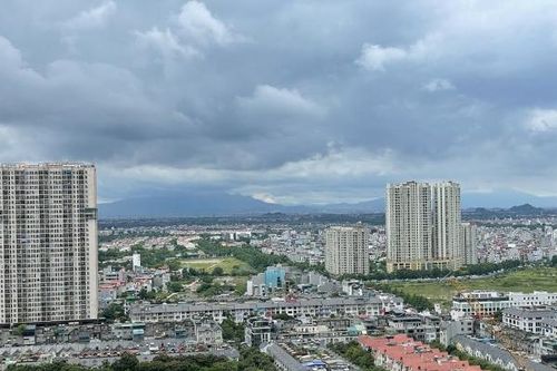 Bất động sản: Không phải chung cư, đây mới là phân khúc 'đẻ ra tiền'; phác họa chân dung và tâm lý người thuê, Hà Nội rà soát hơn 700 dự án