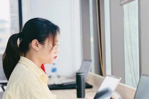 Lạm dụng AI và nguy cơ tiềm ẩn