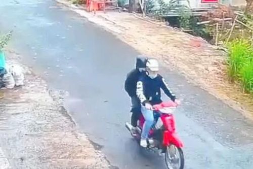 Bắt hai đối tượng dùng búa cướp tiệm vàng