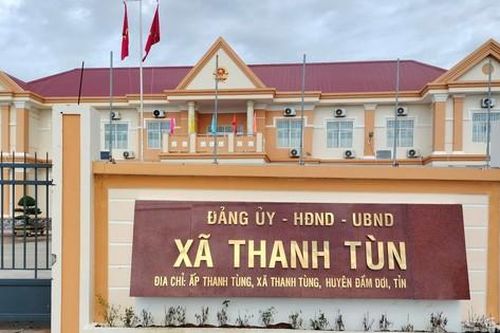 Bí thư xã tiếp nhận tiền vận động 'quên' nhập quỹ