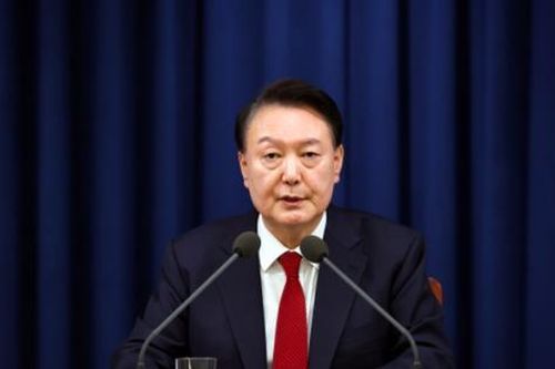 Ông Yoon Suk Yeol trở thành tổng thống Hàn Quốc thứ ba đối mặt với phiên tòa luận tội