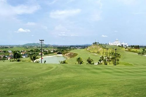 Điểm tin xây dựng - bất động sản ngày 14/12: Bắc Giang xử phạt dự án sân golf Việt Yên 330 triệu đồng