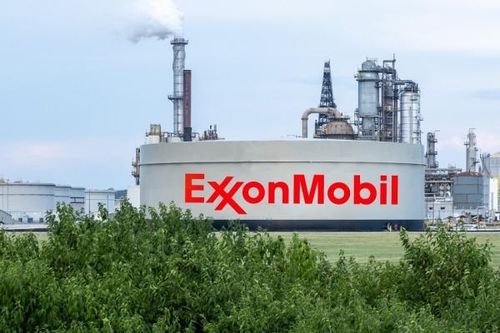 Exxon tăng chi tiêu vốn bất chấp dư cung dầu trên toàn thế giới đang gia tăng