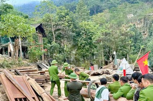 Người dân vùng đe dọa sạt lở ở rẻo cao Nghệ An di dời đến khu tái định cư mới