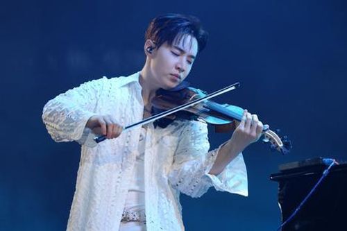 Khai mạc HOZO 2024: Henry Lau diễn 'siêu hit' thế giới, nghệ sĩ trẻ gen Z gây ấn tượng với nhạc dân gian