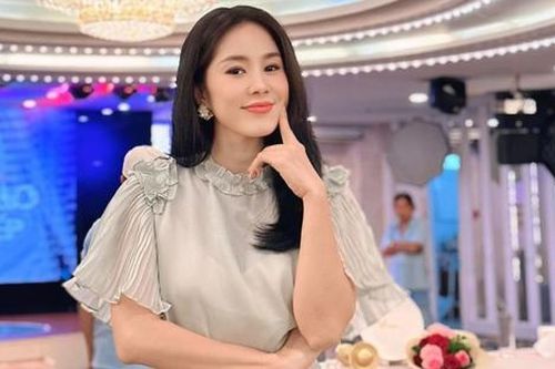 Lê Phương háo hức báo tin mừng