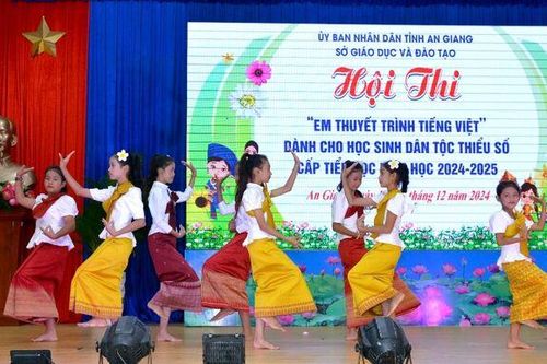Hội thi 'Em thuyết trình tiếng Việt' dành cho học sinh dân tộc thiểu số cấp tiểu học