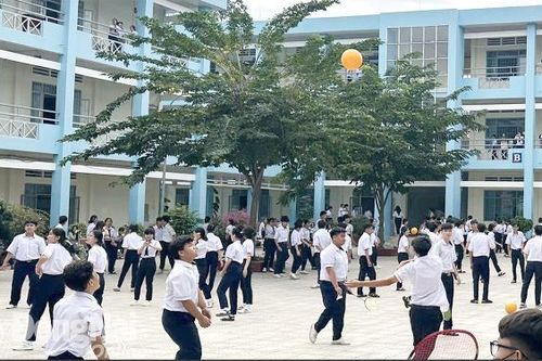 Rộn rã giờ ra chơi không điện thoại