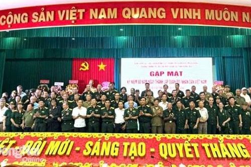 Gặp mặt kỷ niệm 80 năm Ngày thành lập Quân đội nhân dân Việt Nam