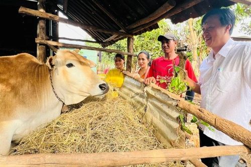 Phú Hòa: Người dân thoát nghèo nhờ tiếp cận thông tin