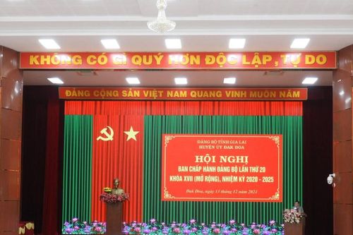 Ông Trần Minh Chấn giữ chức Chủ nhiệm Ủy ban kiểm tra Huyện ủy Đak Đoa nhiệm kỳ 2020-2025