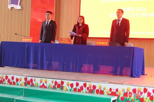 Thành phố: Gần 700 học sinh, giáo viên, nhân viên dự phiên tòa lưu động xét xử hai vụ án hình sự