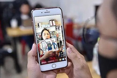 Khởi tố hình sự đối tượng kinh doanh online trốn thuế