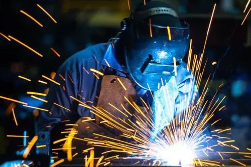 Bán tháo cổ phiếu VCA sau 11 phiên tăng trần liên tiếp