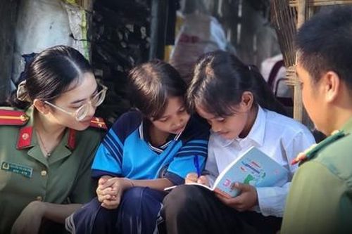 Kỳ cuối: Giữ chân học trò bằng tình thương và trách nhiệm