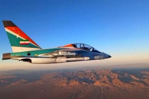 Iran biến máy bay huấn luyện Yak-130 thành chiến đấu cơ