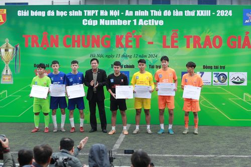 Các danh hiệu được trao ở giải bóng đá học sinh THPT Hà Nội 2024