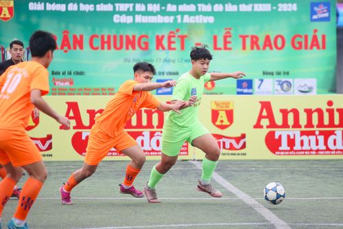 Kịch tính màn tranh huy chương Đồng
