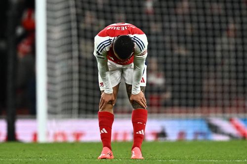Không mua tiền đạo, Arsenal đừng mơ vô địch