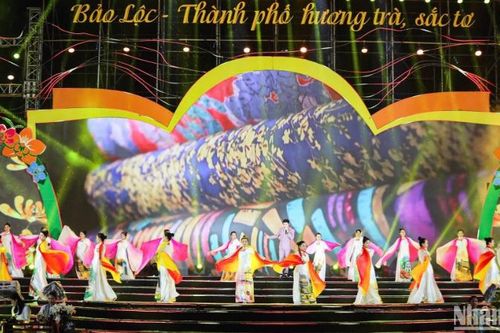 Đắm say hương sắc B'Lao