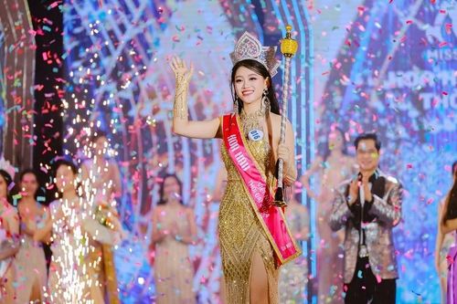 Nữ sinh 20 tuổi đăng quang Hoa hậu Việt Nam Thời đại 2024