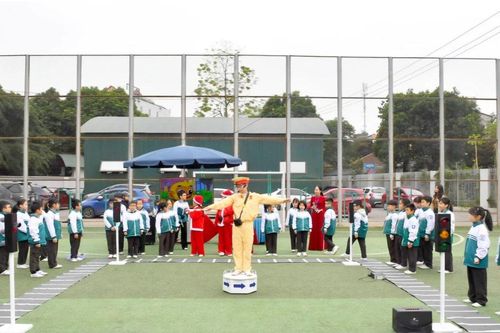 Giáo dục kỹ năng tham gia giao thông an toàn cấp tiểu học tại Tuyên Quang
