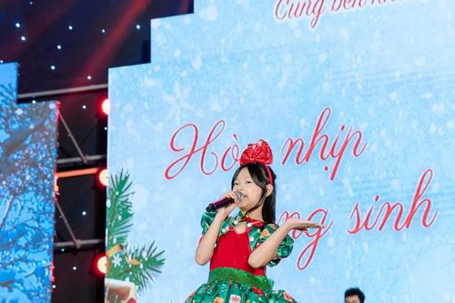 Học sinh tỏa sáng tài năng nghệ thuật trong đêm nhạc hội