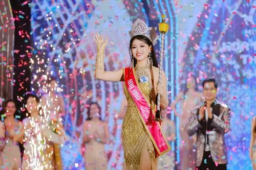 Nữ sinh Quảng Trị đăng quang Hoa hậu Việt Nam Thời đại 2024