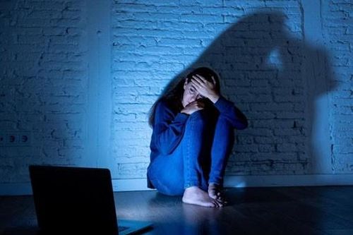 Những bài học đau xót vì 'anh hùng bàn phím'
