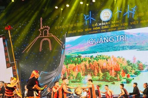 Rực rỡ đêm khai mạc Ngày hội Văn hóa các dân tộc Việt Nam năm 2024