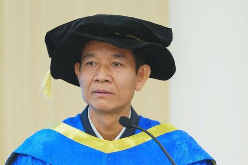 Hiệu trưởng nêu 4 loại tư duy giúp người học tự tin không để AI chiếm mất việc